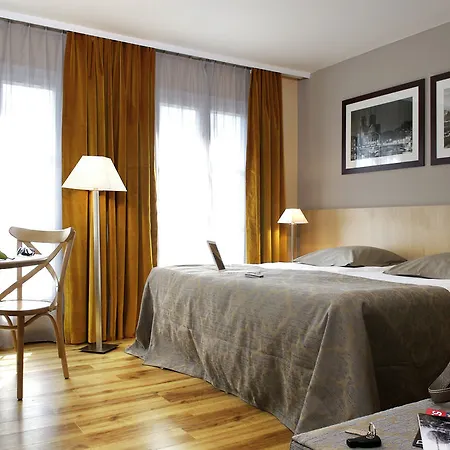 Апарт-отель Adagio Montmartre Париж