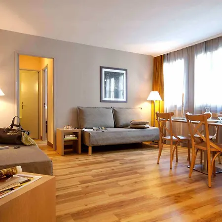 Adagio Montmartre 4* Paris