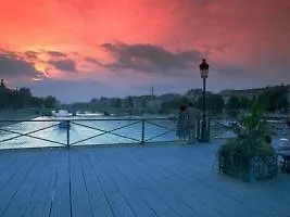 Adagio Montmartre 4* Paříž
