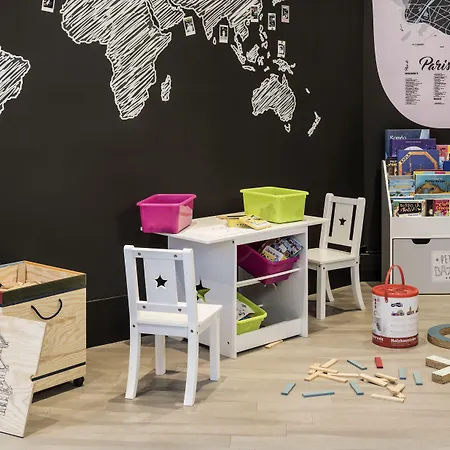 Adagio Montmartre Apartahotel 4*