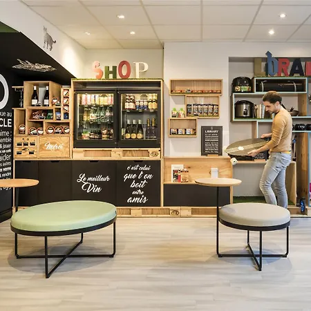 Apartahotel Adagio Montmartre 4*