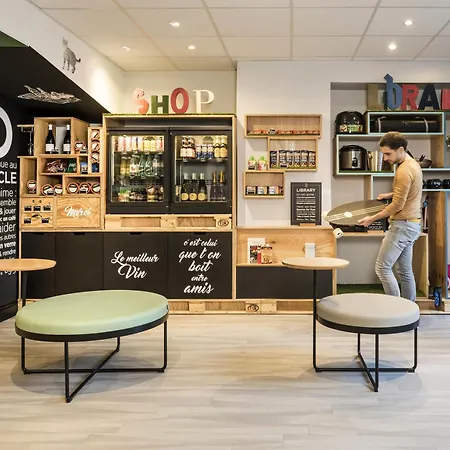 Apartahotel Adagio Montmartre 4*