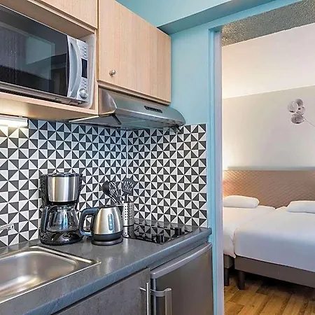 Adagio Montmartre מלון דירות 4*