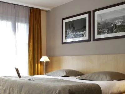 Adagio Montmartre Apartahotel París