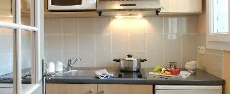 Adagio Montmartre 4* París