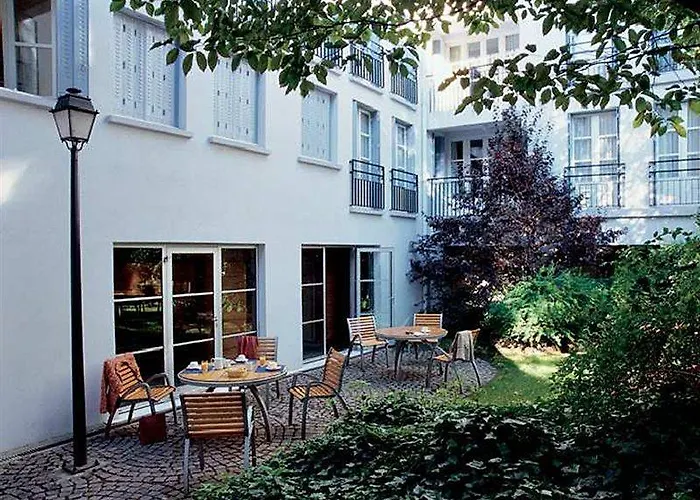 Adagio Montmartre Apartahotel