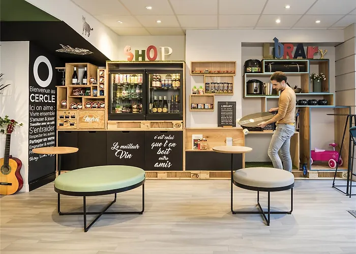 Adagio Montmartre Apartahotel 4*