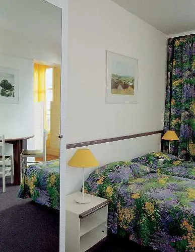 Adagio Montmartre 4* París