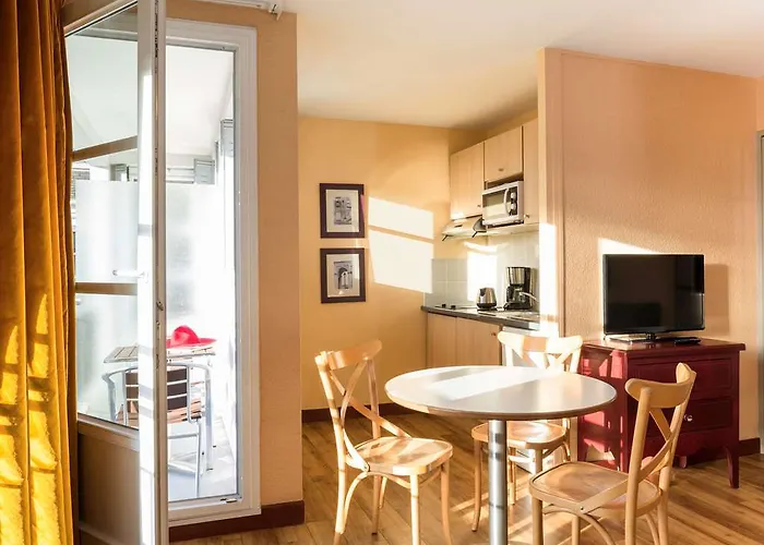 Adagio Montmartre Apartahotel