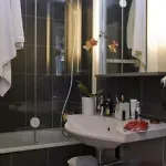 Adagio Montmartre 4*