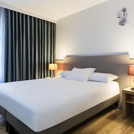 Adagio Montmartre 4* Paryż