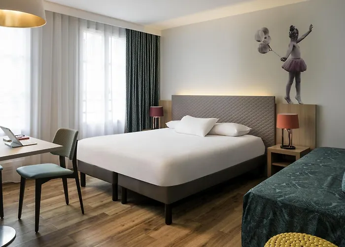 Hotel apartamentowy Adagio Montmartre Paryż